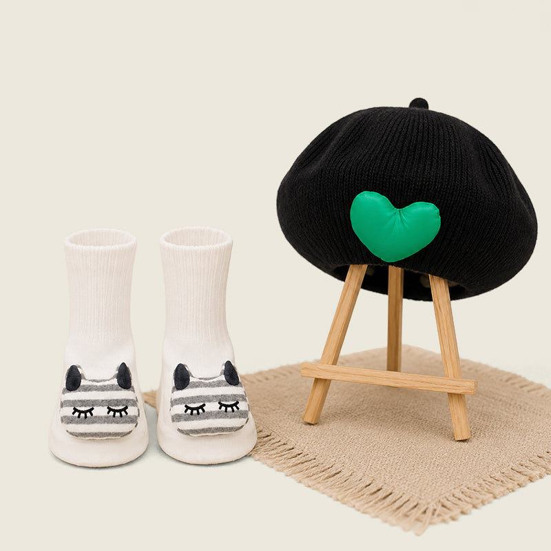 The Chic Bundle- Black Beret Hat & The Sleepy Head socks